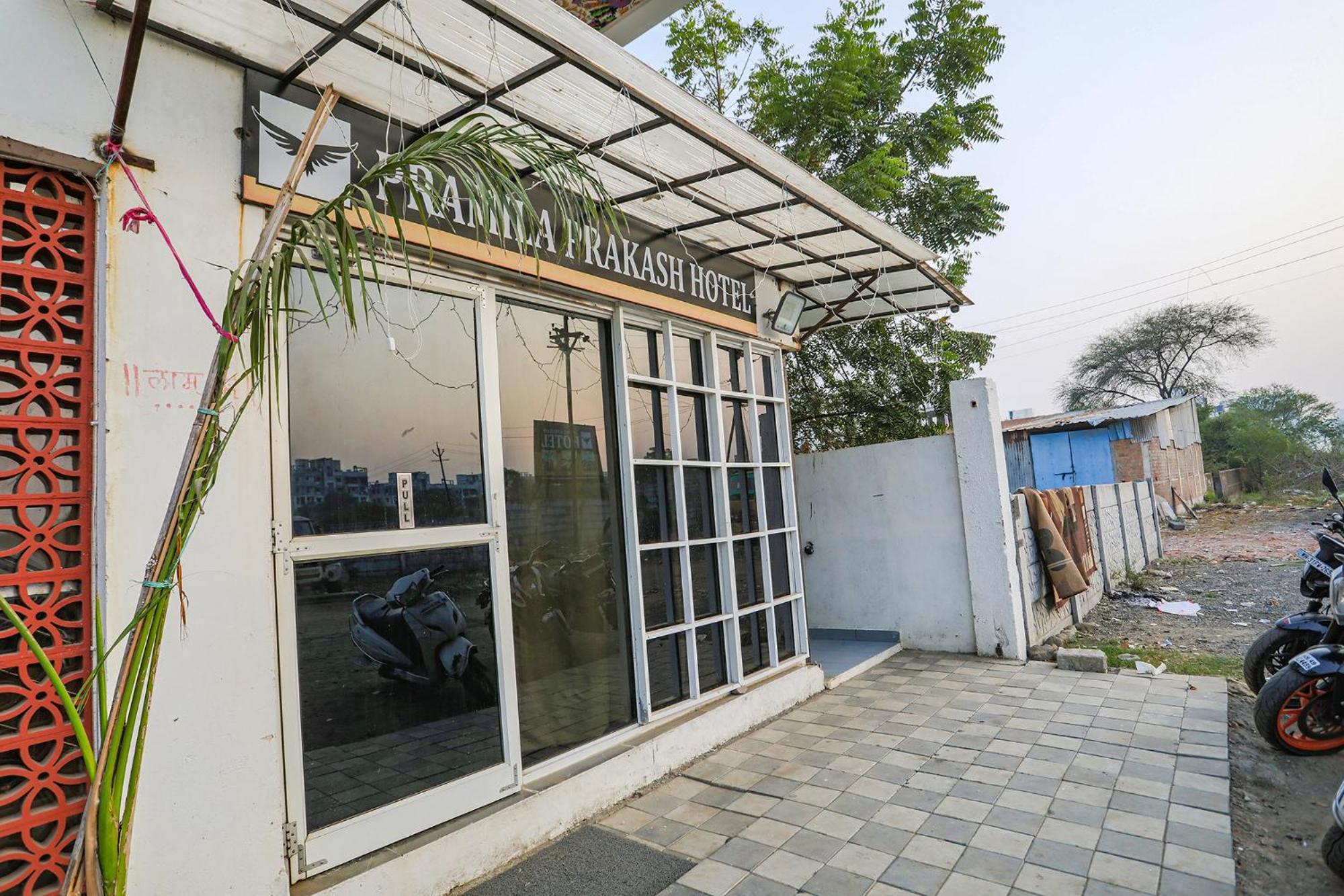 Fabexpress Pramila Prakash Hotel Nagpur Ngoại thất bức ảnh
